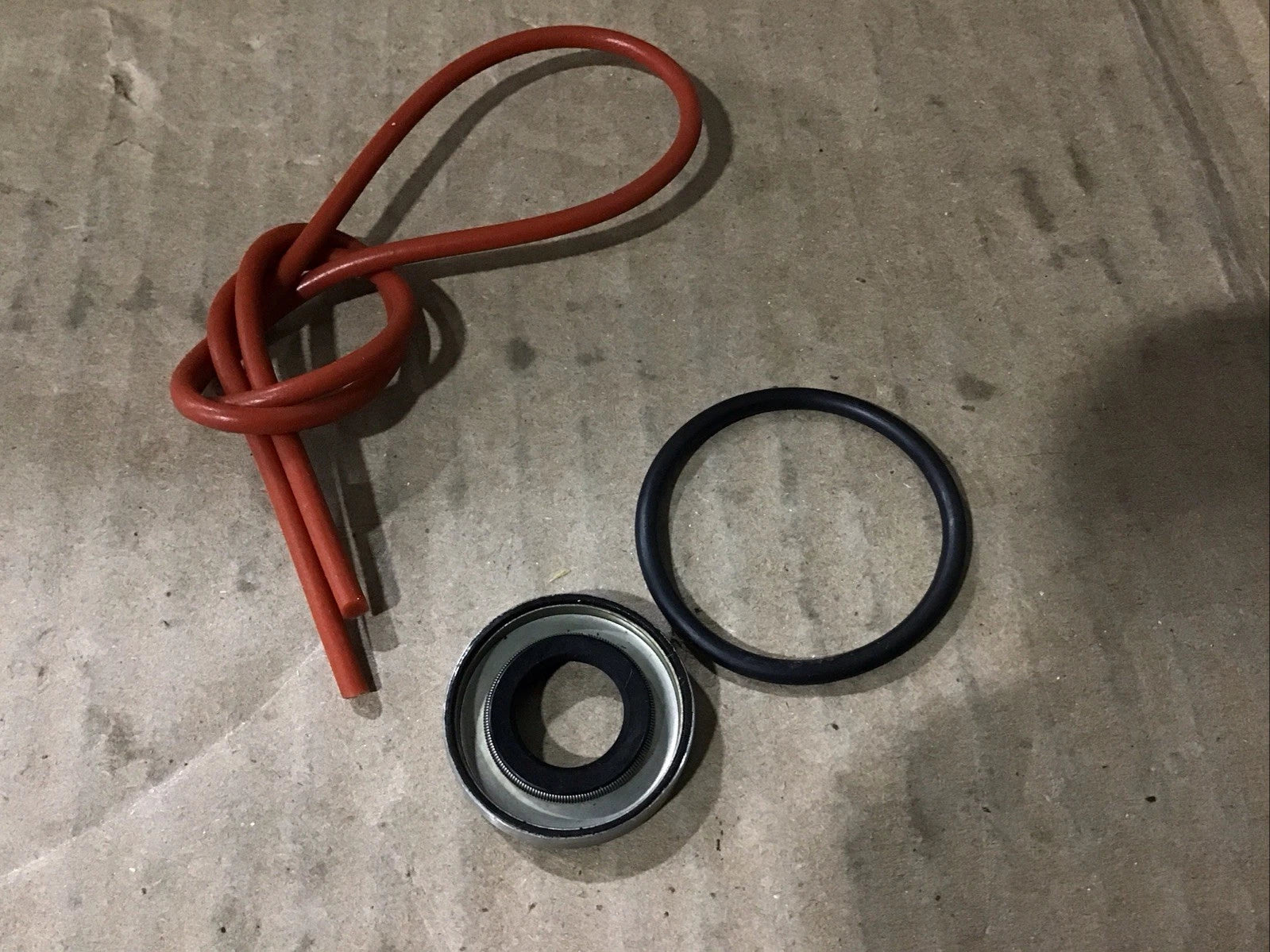 Lower Unit Seal Kit 18-2684 for Johnson/Evinrude Sierra (Out Of Box)