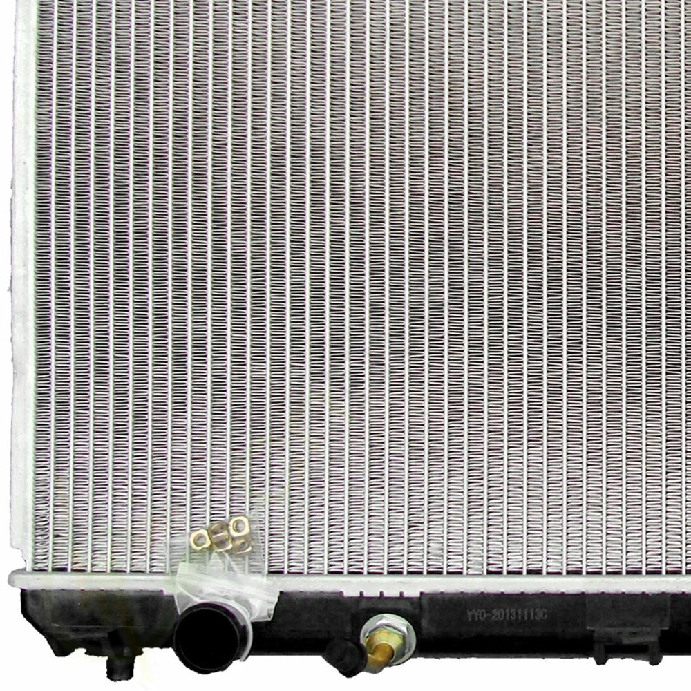 Radiator and Cooling Fan Kit for Toyota Avalon (2000–2004)
