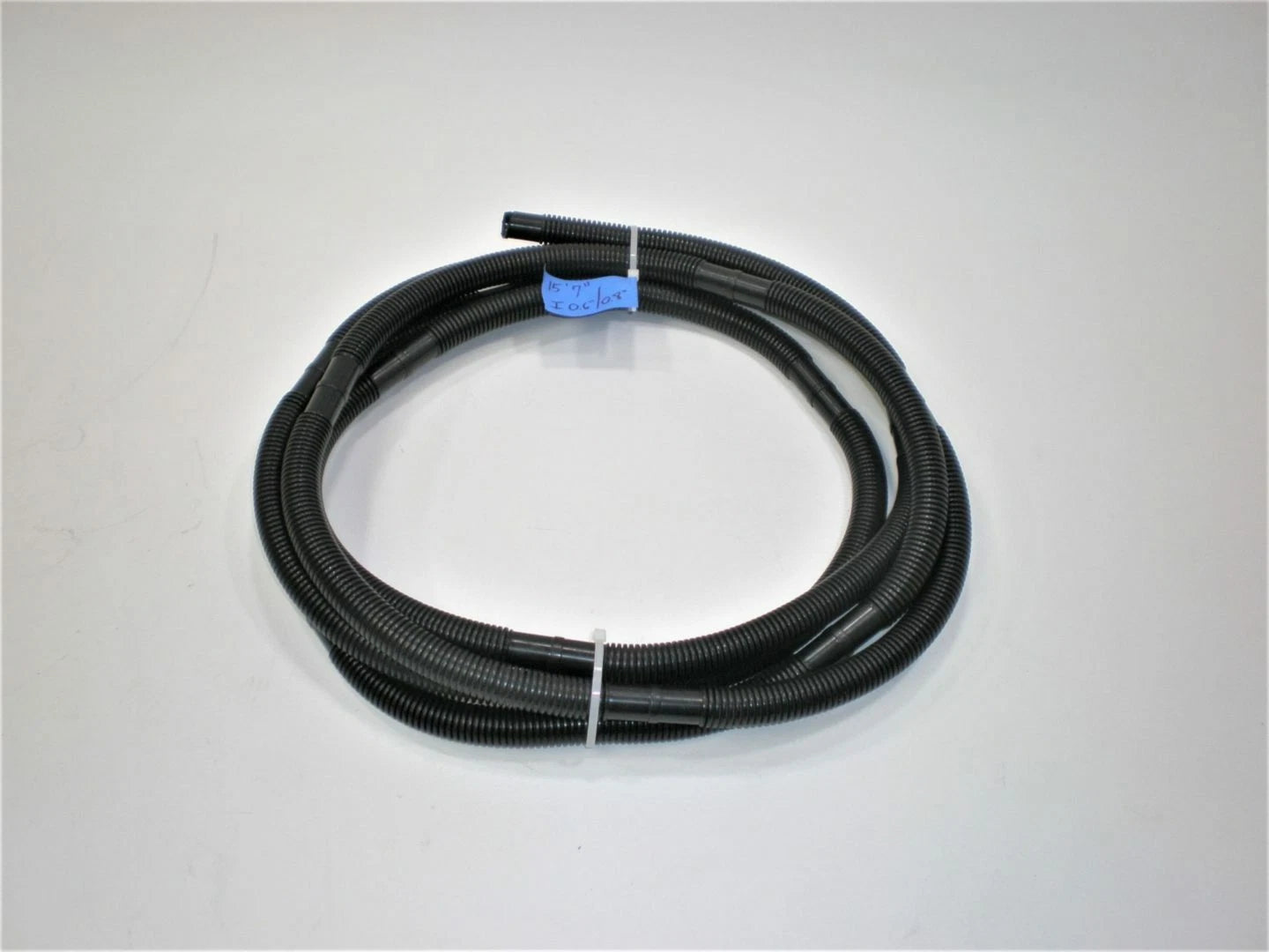 Corrugated Conduit Flex Tubing for Electrical Wiring Harness (15' 7" L x 0.60 ID)