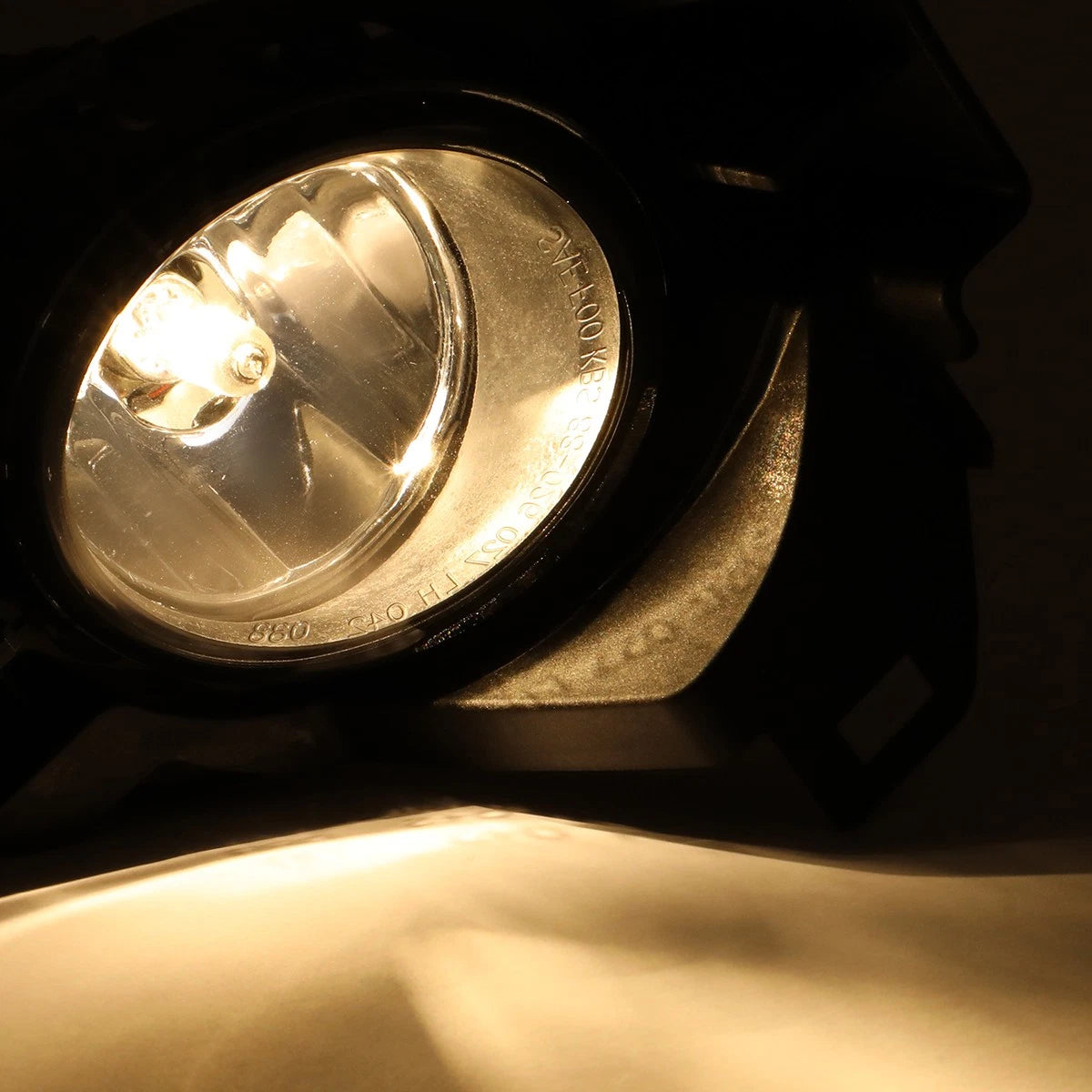 Right Fog Light/Lamp for Nissan Altima 4Dr Sedan (2010–2012) OE Style