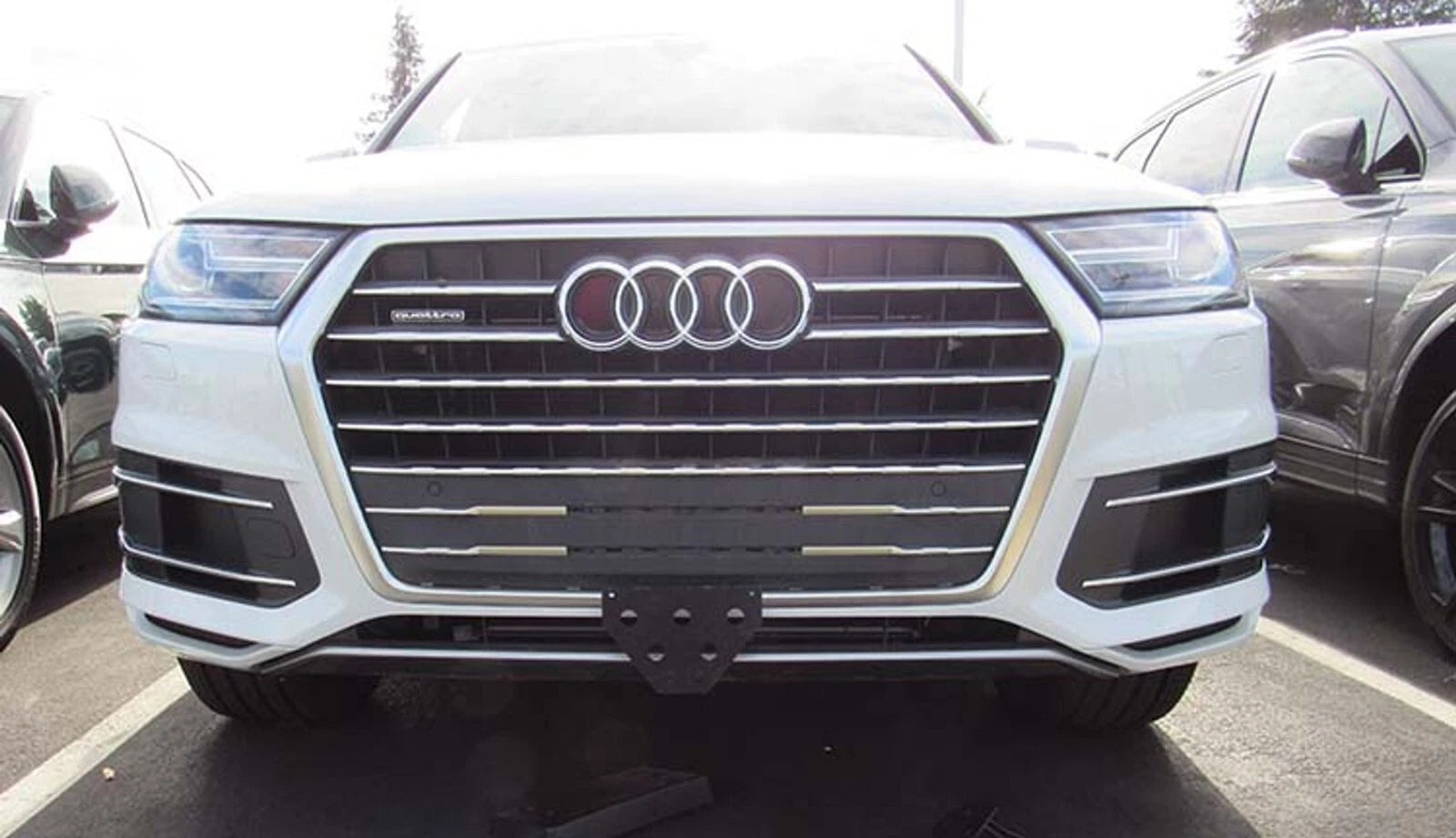 License Plate Bracket Replacement for Audi Q7 (2017–2019) Metal Detachable