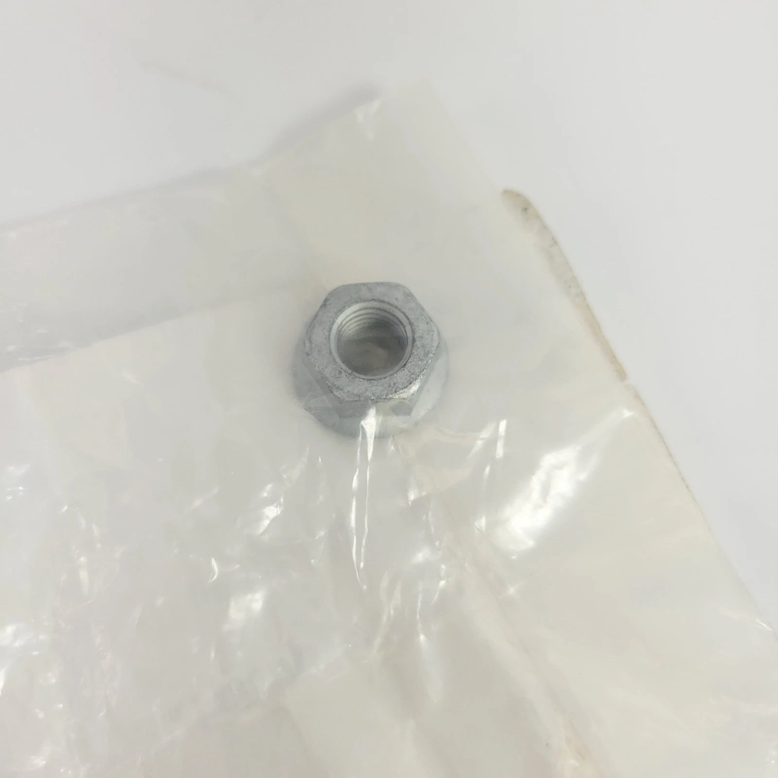 M10 Engine Mount Flange Nut for BMW 328i 335i M3 X3 Z4 (OEM 07119904670)