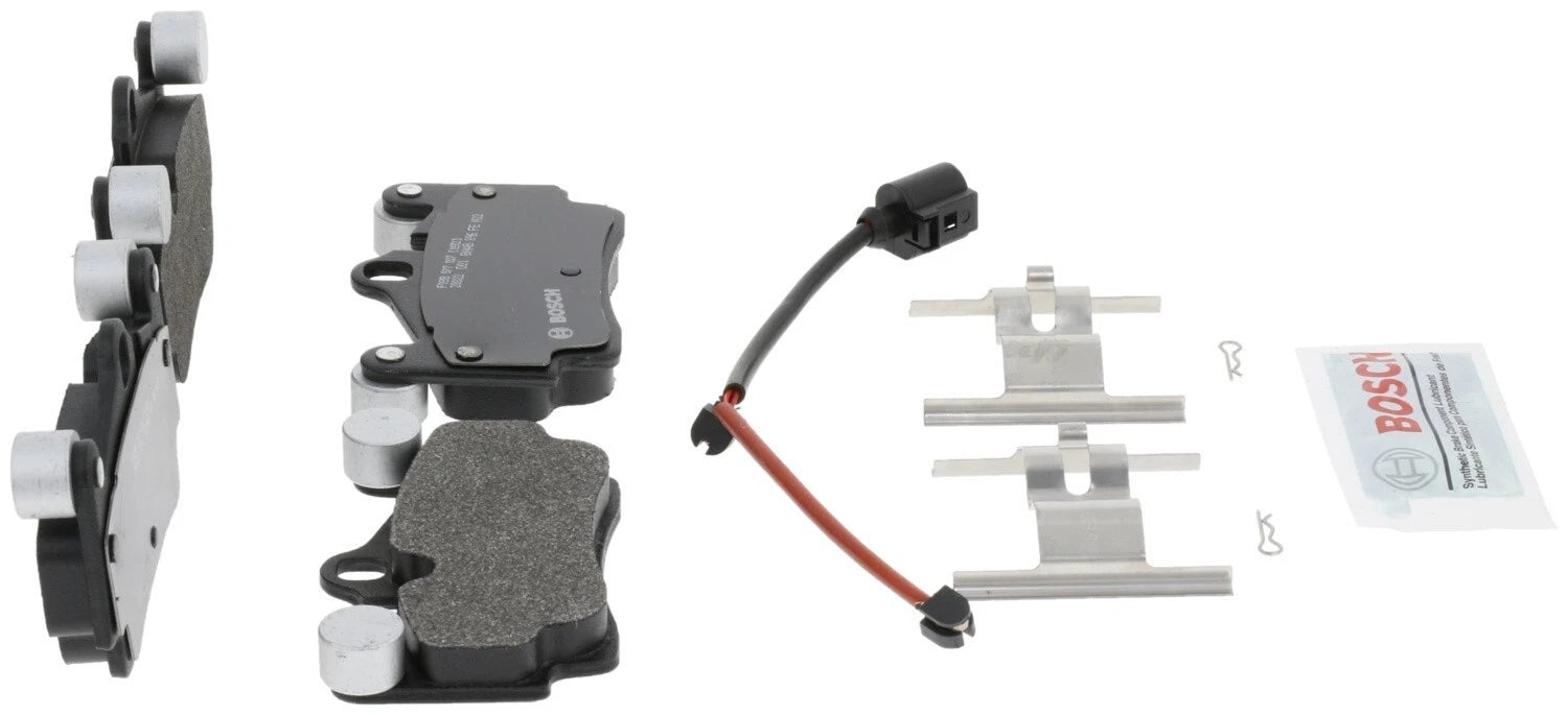 Set of 4 Rear Brake Pads & Sensor for Audi Q7 (2007–2015), Porsche Cayenne (2003–2010), VW