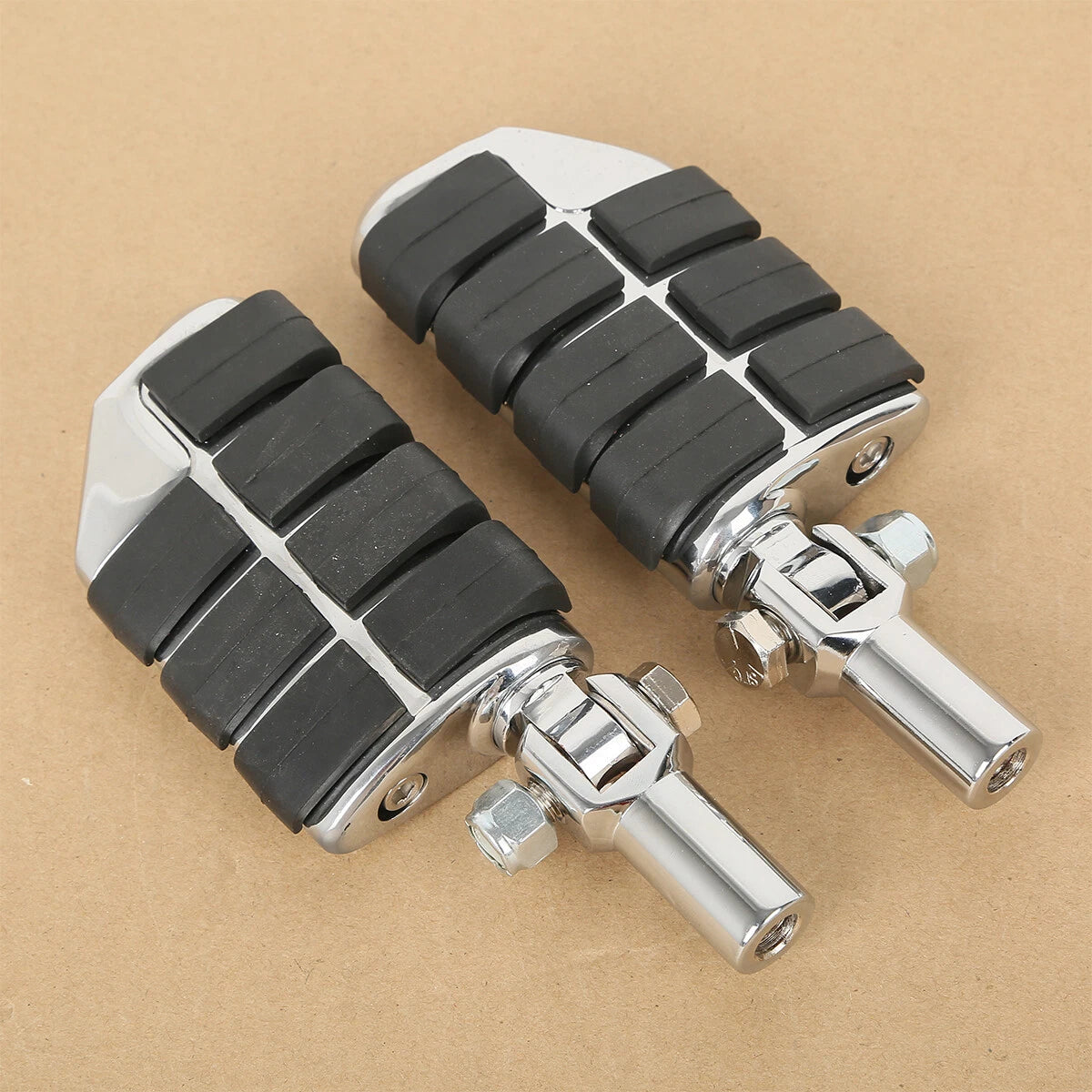 2X Rear Lion Paw Foot Pegs Support Mount for Harley Softail (2000–2006)