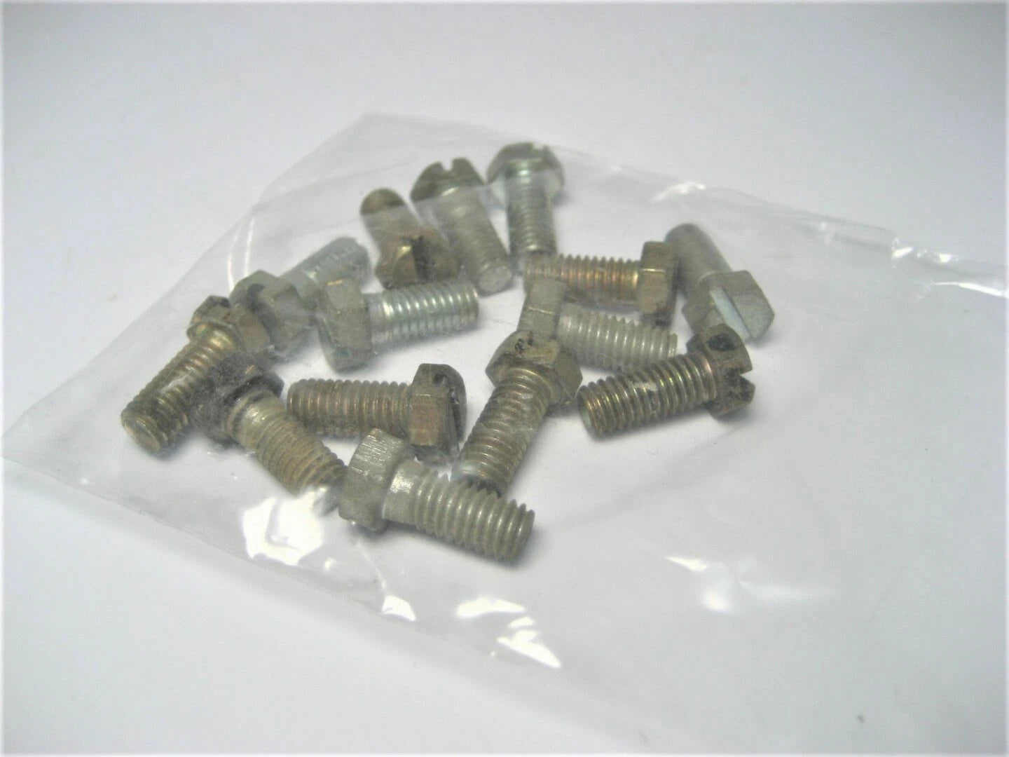 Set of 14 Throttle Body Carburetor Cover Screws for Volvo Penta 824783