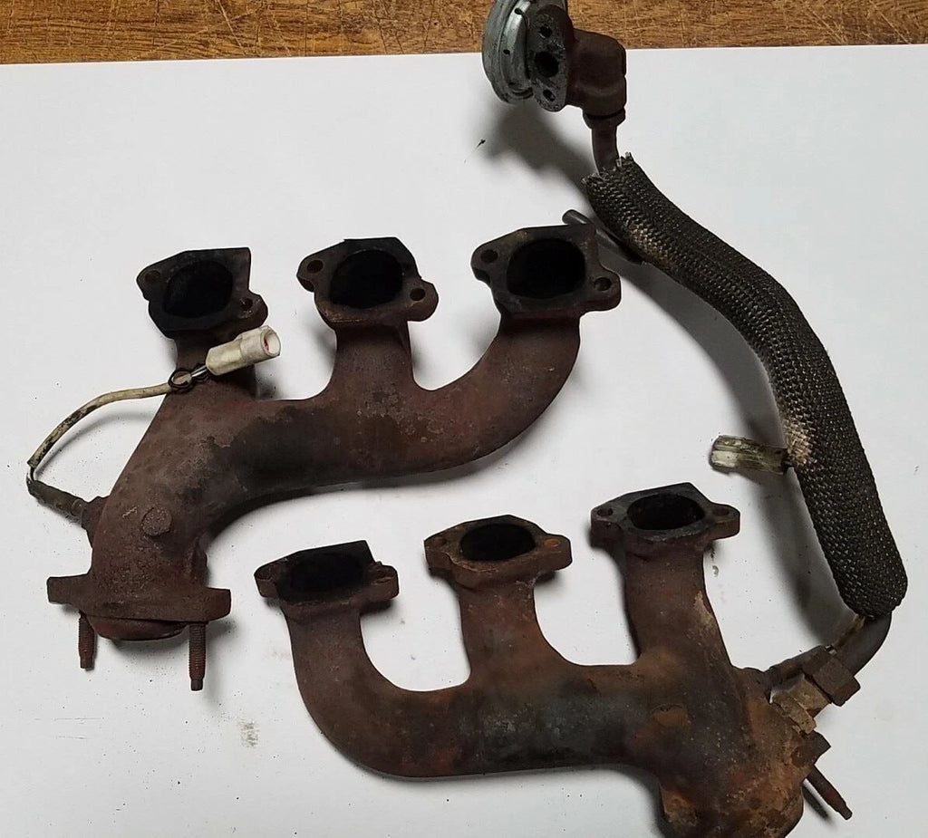 Exhaust Manifold Set with EGR Tube for Ford Thunderbird Cougar (1992)