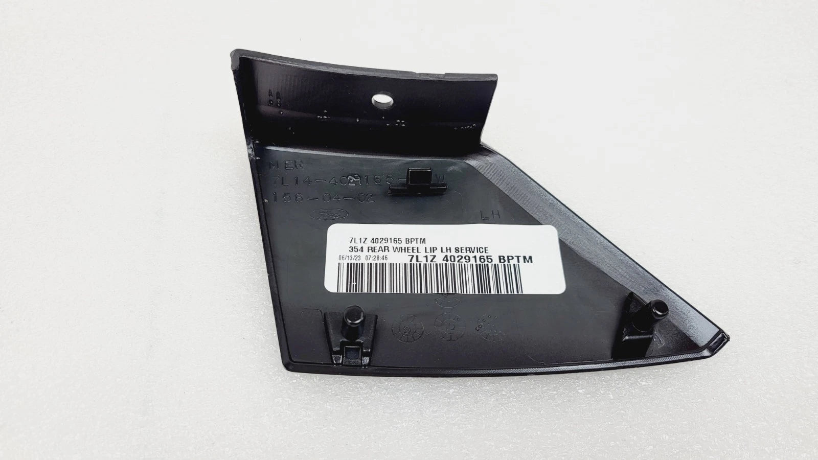 Rear Left Wheelhouse Molding for Ford Expedition EL (2007–2017) 7L1Z-4029165-BPTM
