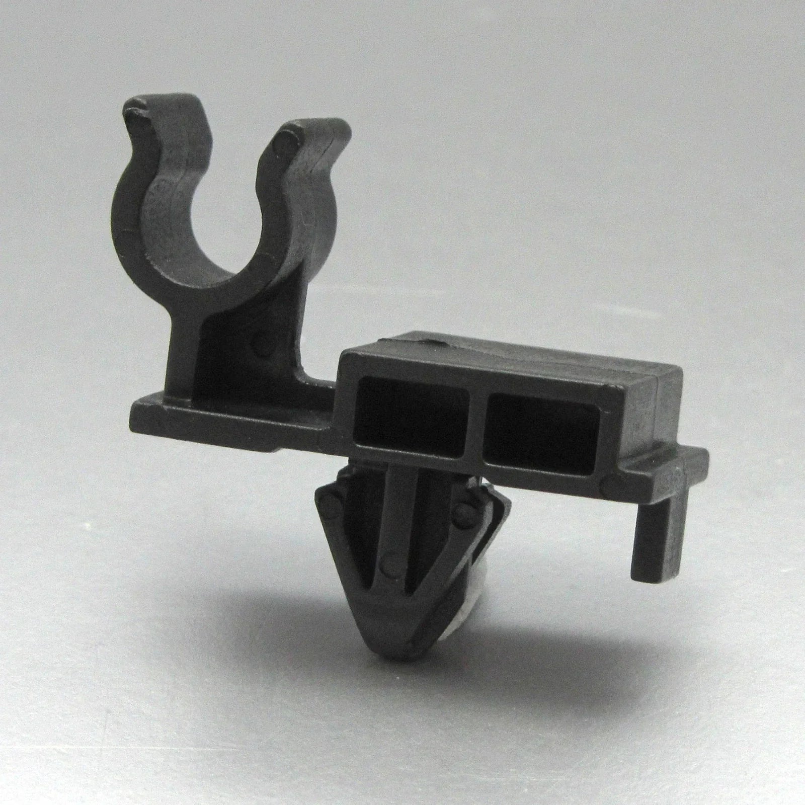 Hood Bonnet Prop Rod Support Clamp Clip for Isuzu D-Max Holden Colorado (2008-2012)