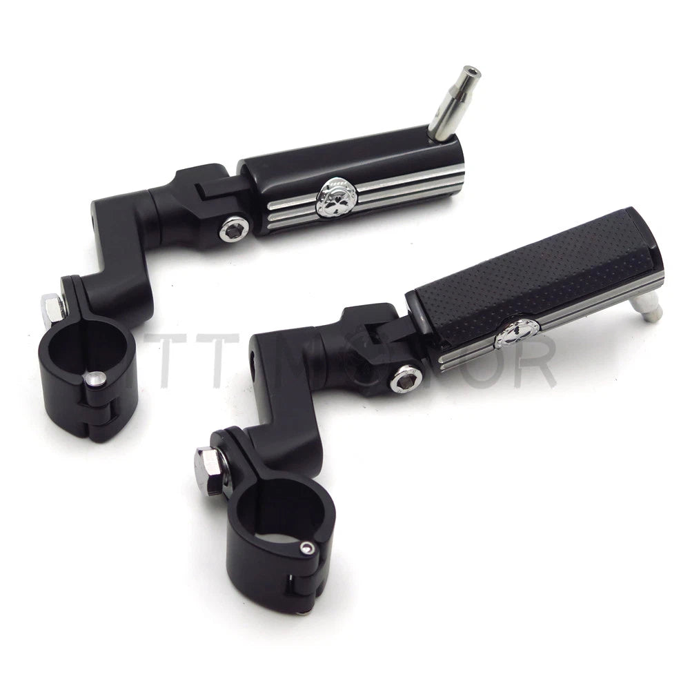 Skull Foot Pegs for Harley-Davidson Softail (Male Peg Mount)