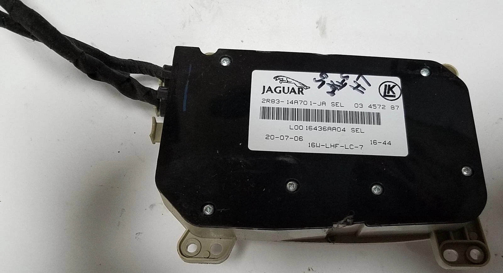 LH Seat Control Switch for Jaguar S-Type XJ8 (2004–2008) 2R83-14A701-JA