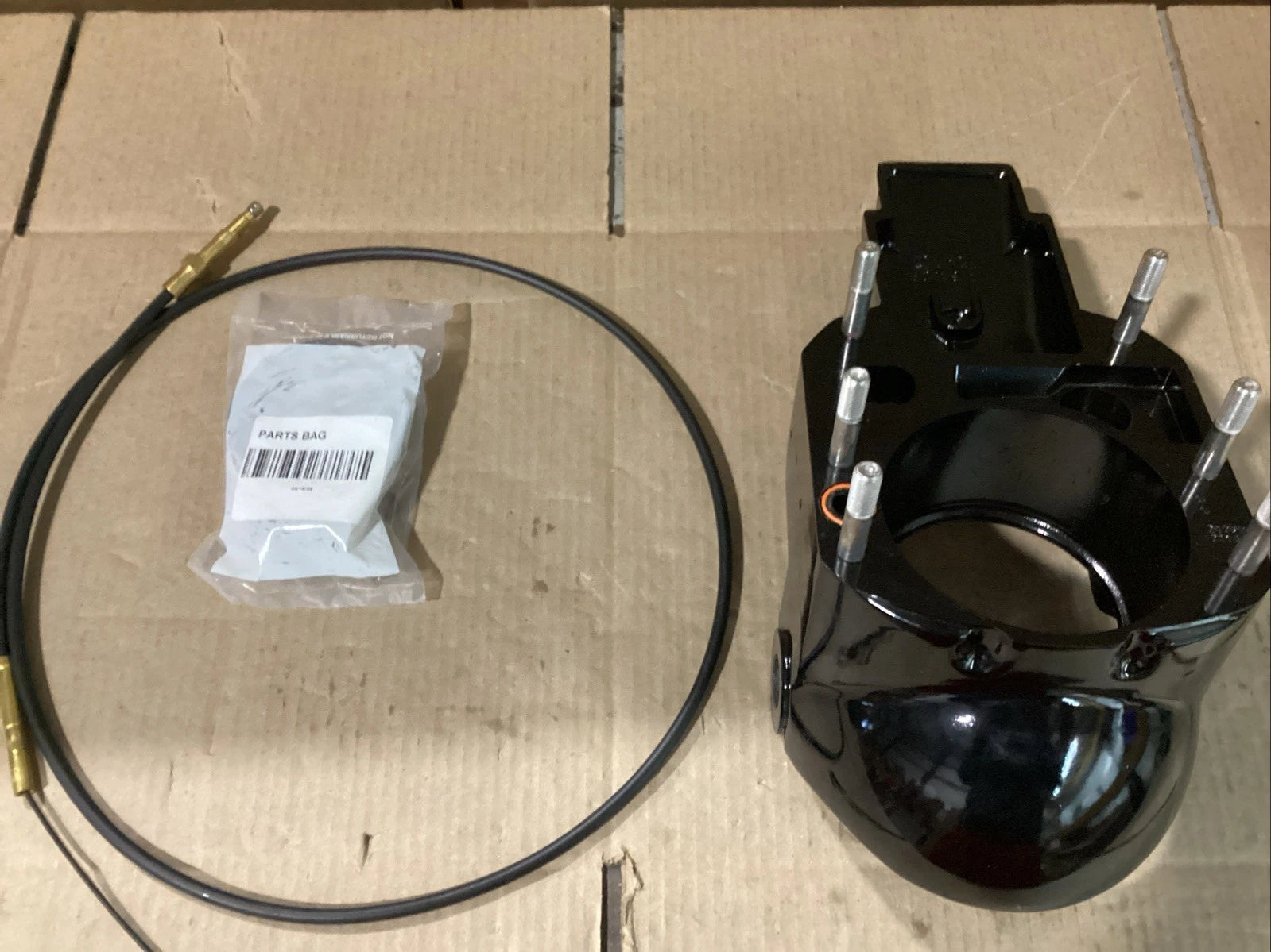 Mercury Mercruiser Bell Housing Assembly 41646A11 for Mercury (Open Box)