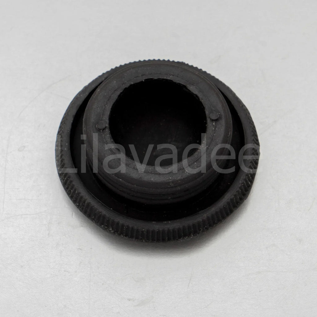 Engine Oil Fill Cap for Nissan Sunny B11, Sentra, Toyota Hilux RN25 (1982-1988)