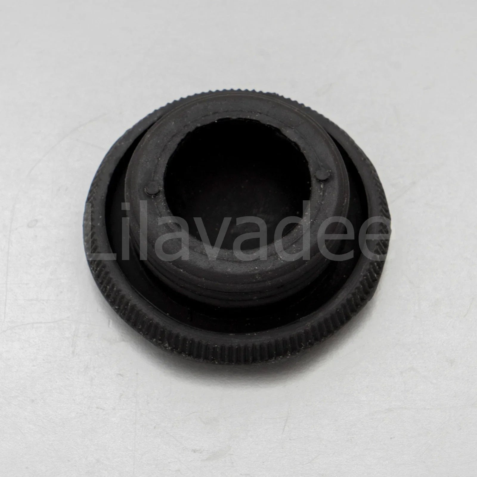 Engine Oil Fill Cap for Nissan Sunny B11, Sentra, Toyota Hilux RN25 (1982-1988)