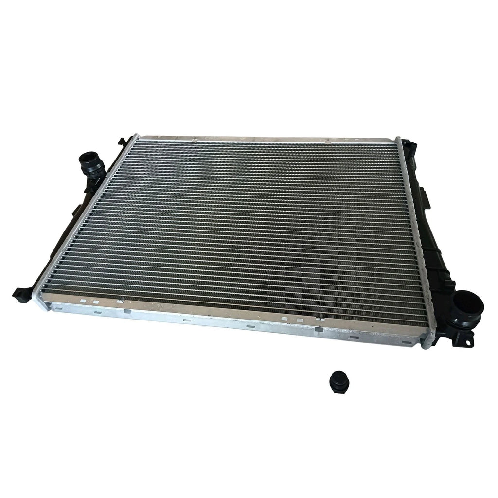 Radiator w/ Oil Cooler Q2636 for BMW 320i 323i 325xi 328Ci 328is E46 E85 Z4 (1998–2006)