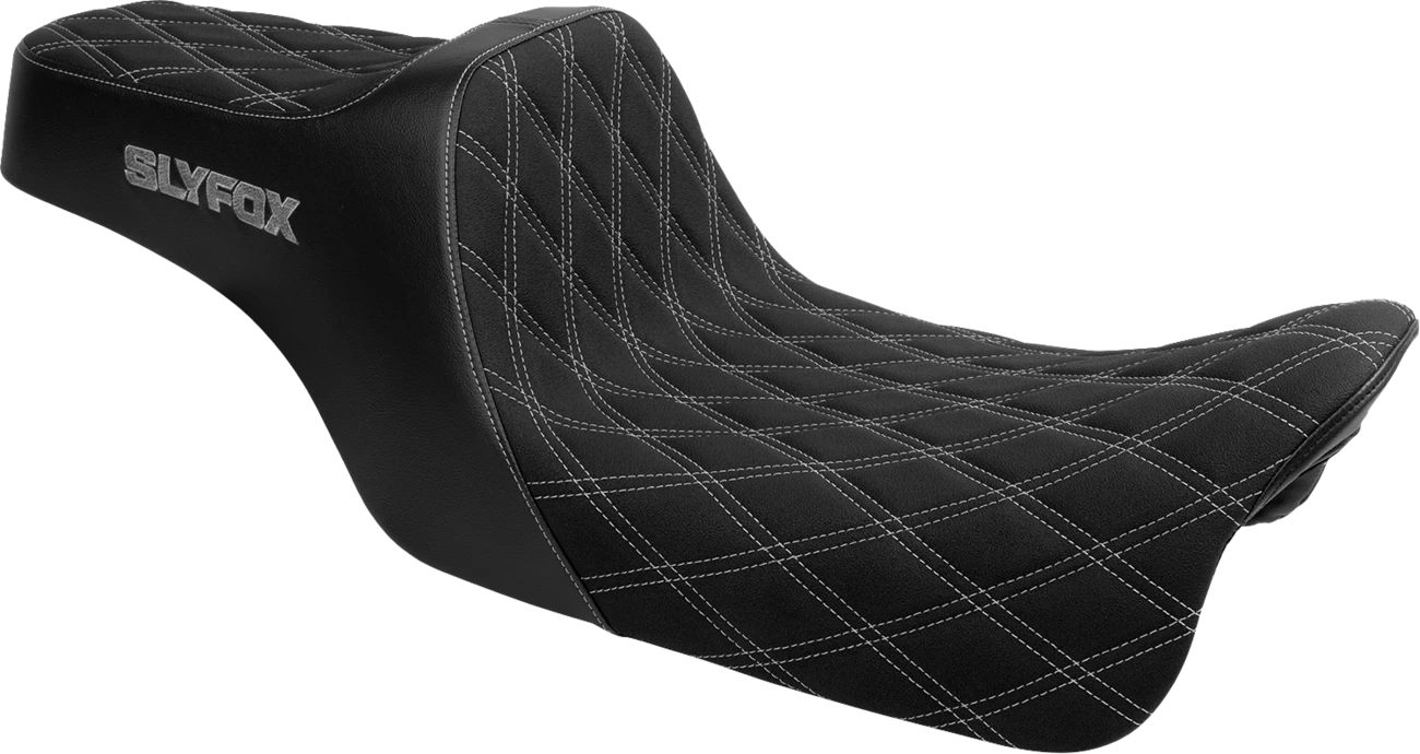 SLYFOX High Noon Seat for FLH/FLT (Double Diamond, Silver Logo, Silver Stitch)