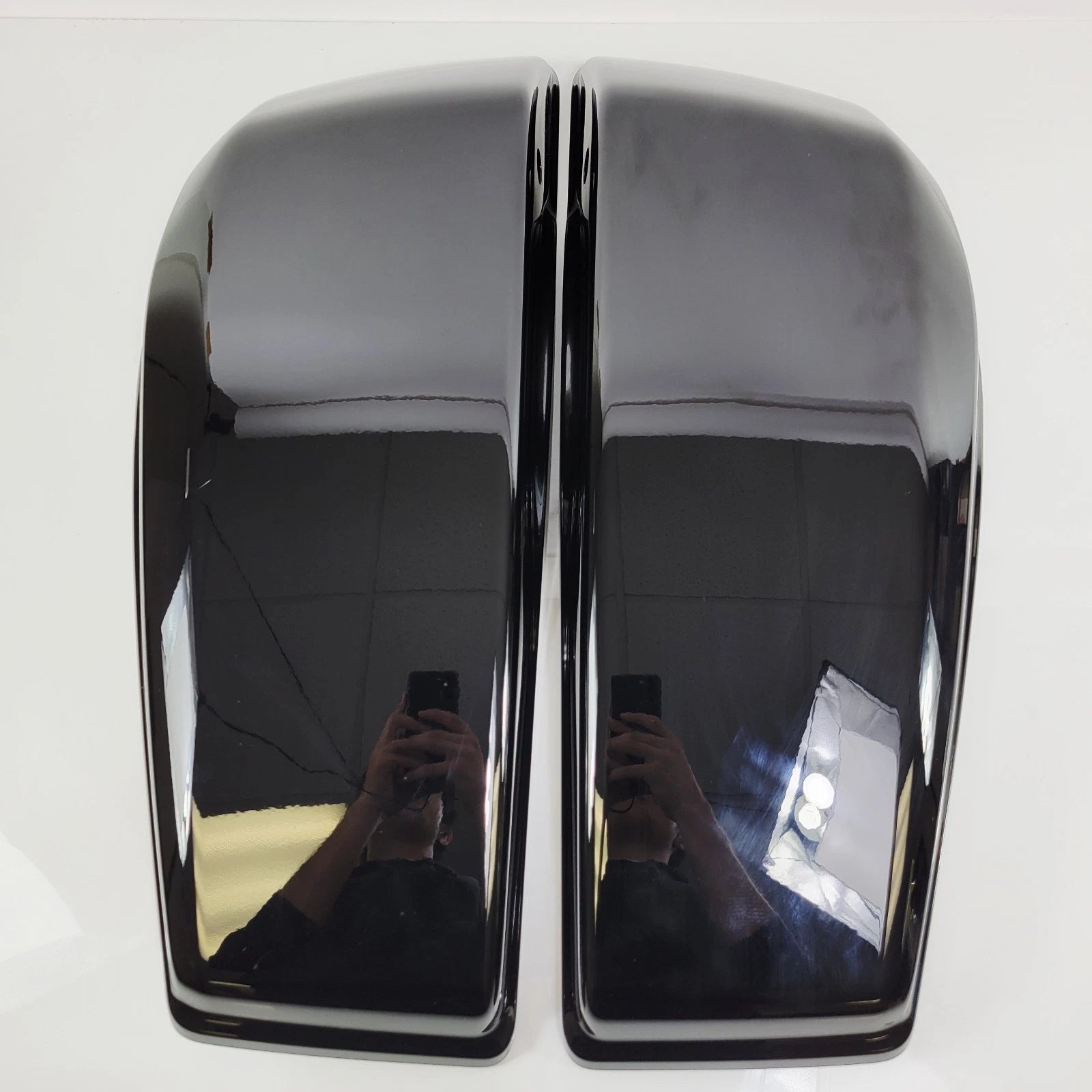 Saddlebag Lids for Harley-Davidson Road Glide (2024) - Vivid Black