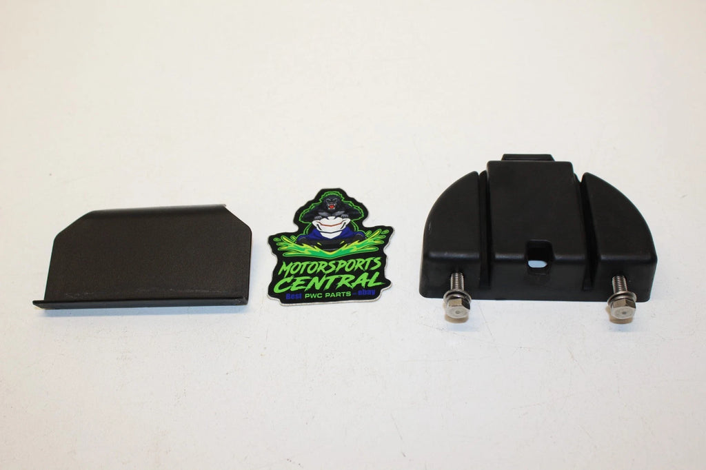 Lid Lock Hook with Seal for Yamaha VX VXS VXR GP1800 GP1800R (2015–2022) F2X-U517F-00-00