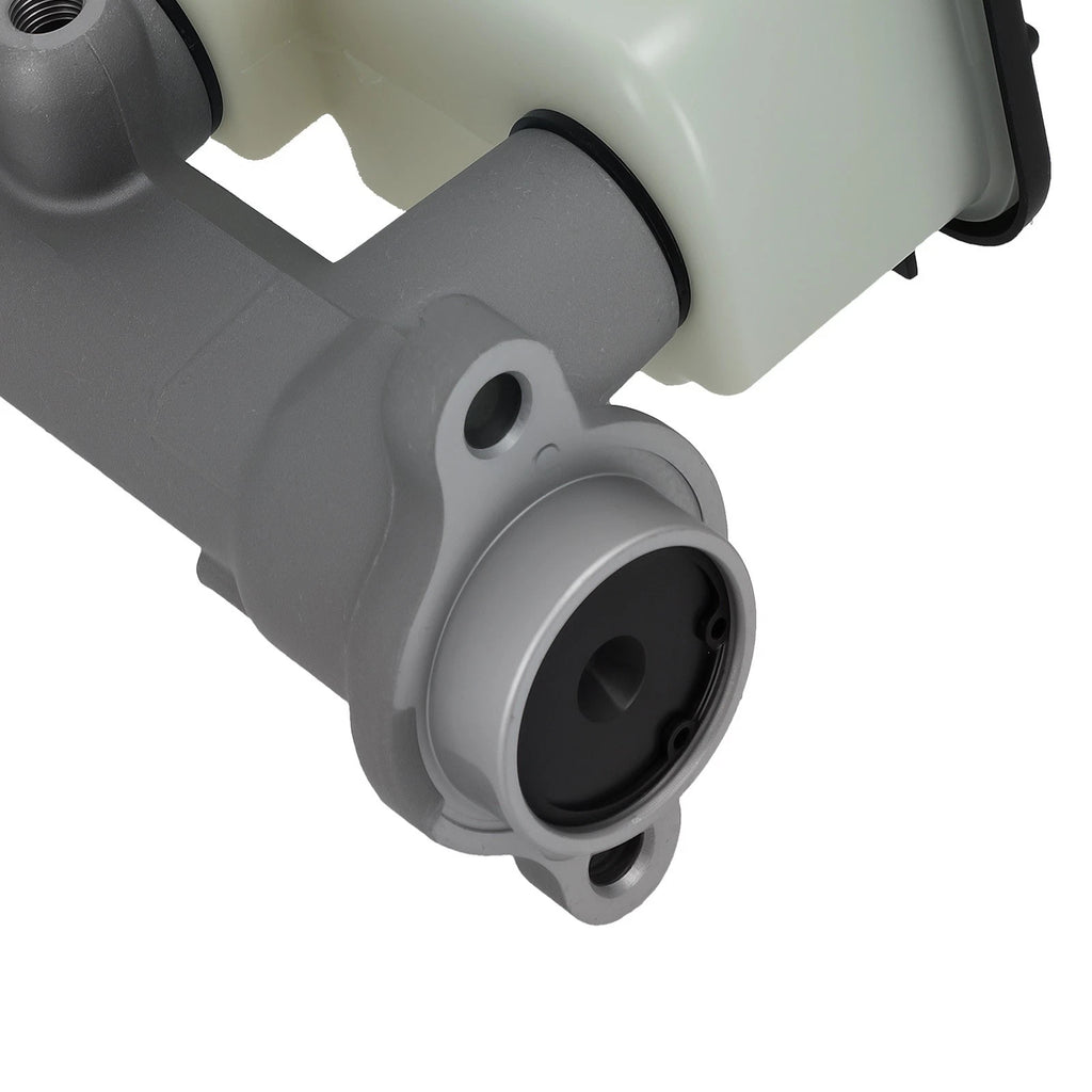 Brake Master Cylinder w/Reservoir for Chevrolet GMC C2500 K2500 (1994–2000)