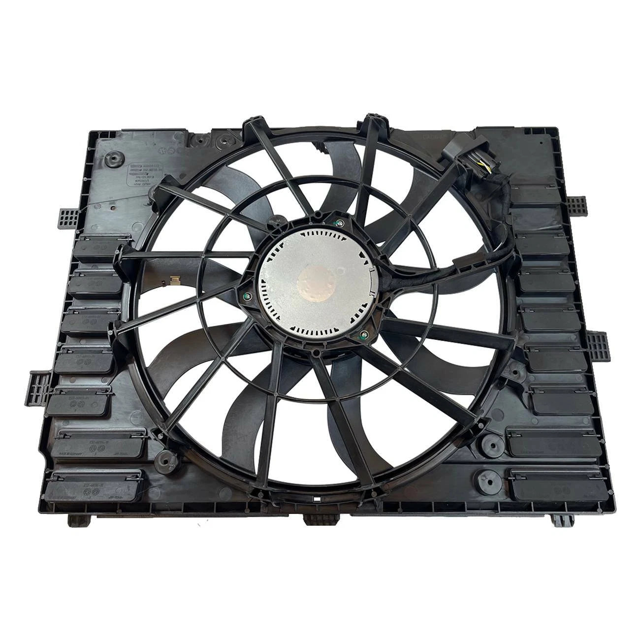 Radiator Cooling Fan Assembly for VW Touareg (2011-2017)