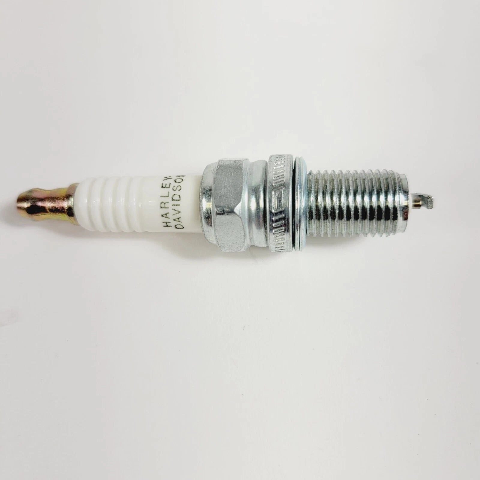 Spark Plug 10R12A for Harley Davidson V-Rod (2002–2017) 32335-04