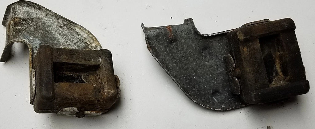 Set of 2 AC Condenser Upper Mounting Brackets for Lincoln Mark VIII (1993–1998)