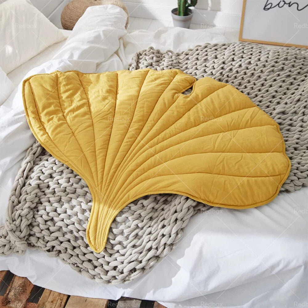 3D Leaves Pet Blanket Cushion for Dog Cat Bed (50x45)