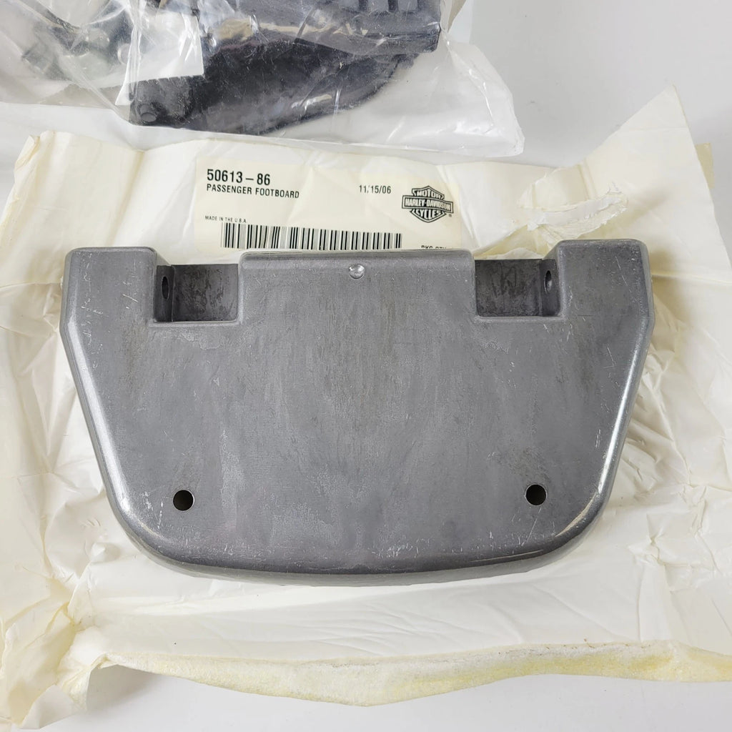 Passenger Floorboard Kit for Harley-Davidson FLT FLHT FLTC FLHTC (1980–1985) 50605-85