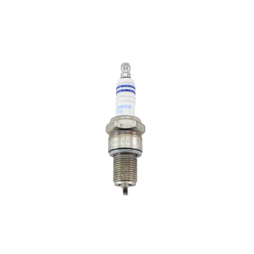 Spark Plug Set of 4 for Chevy LUV, Dodge Colt, Ford Mustang, Toyota 4Runner