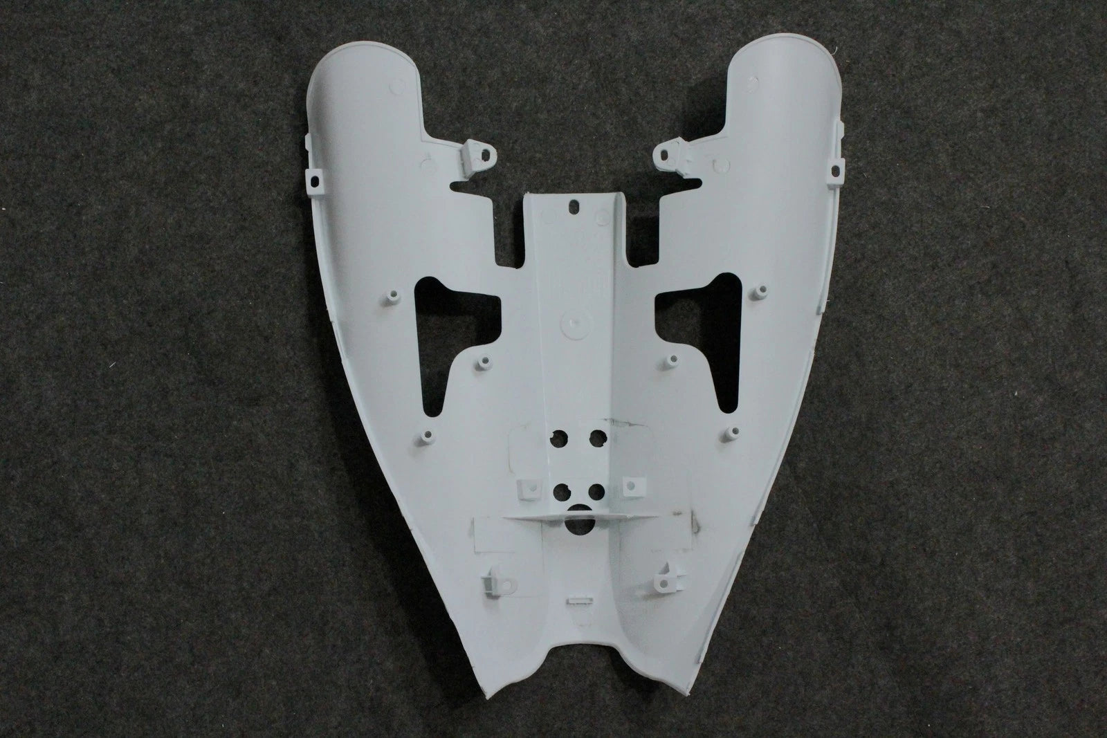 Lower Rear Tail Section Cowl Fairing for Yamaha YZF R1 (2004–2006)