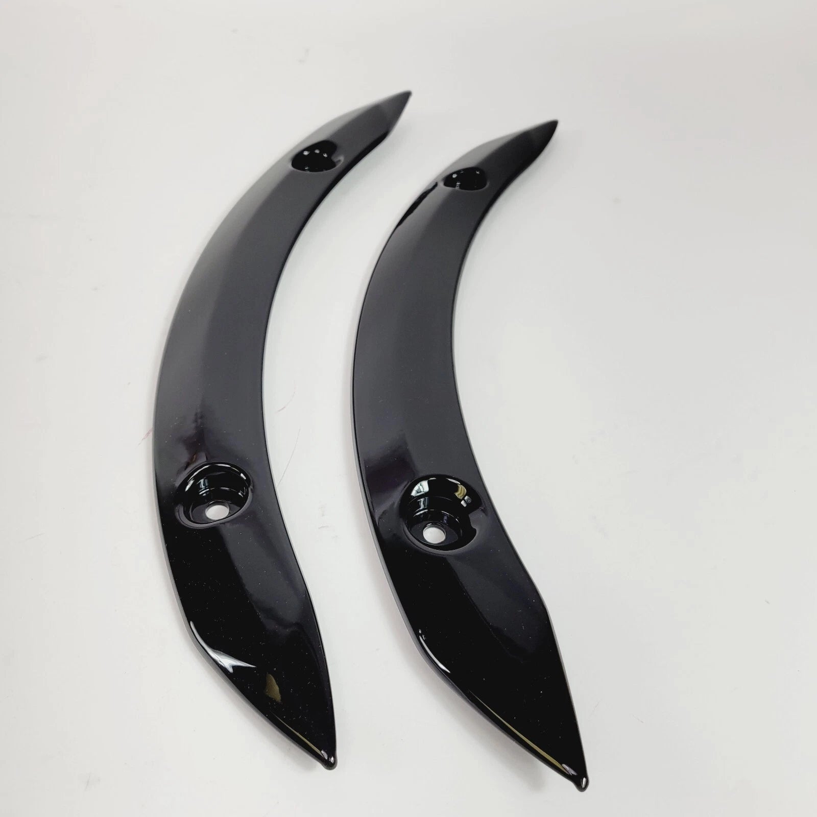 Strut Cover for Indian Chief Thunderstroke 111 (2014–2016) P/N 2880662-266