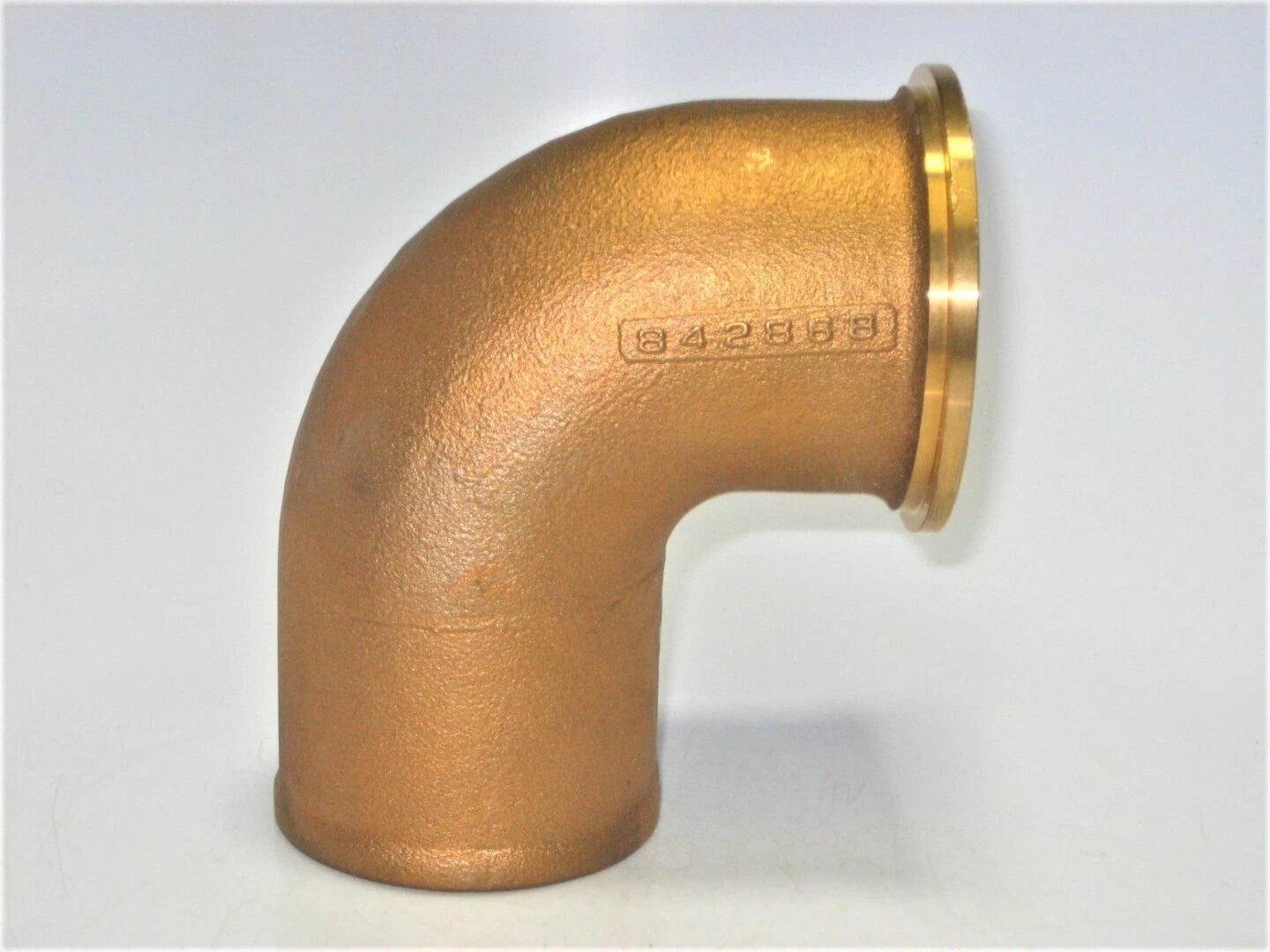 Sea Water Pump with 90° Hose Attachment Elbow for Volvo Penta