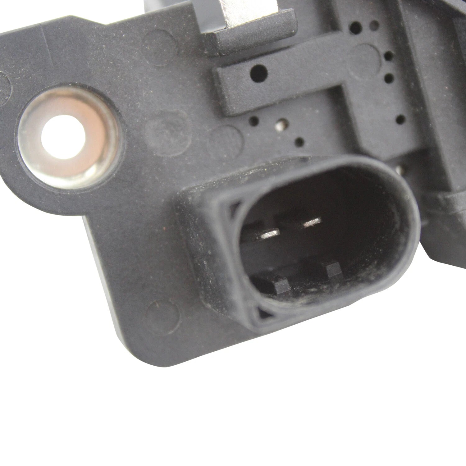 Hitachi Voltage Regulator ALR0630-HU for Bosch Design Vehicles