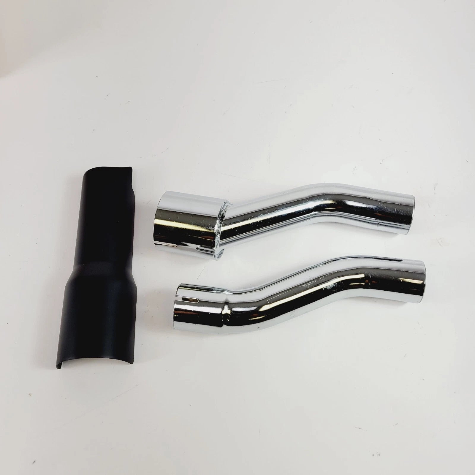 Muffler Adapter Kit for Harley Trike (2017–2024) 46784, Black