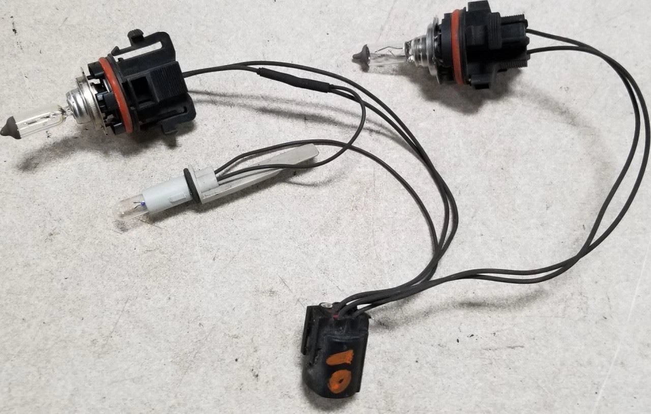 Headlight Wire Harness Set for Jaguar XJR XJ8 VDP (1998–2003)