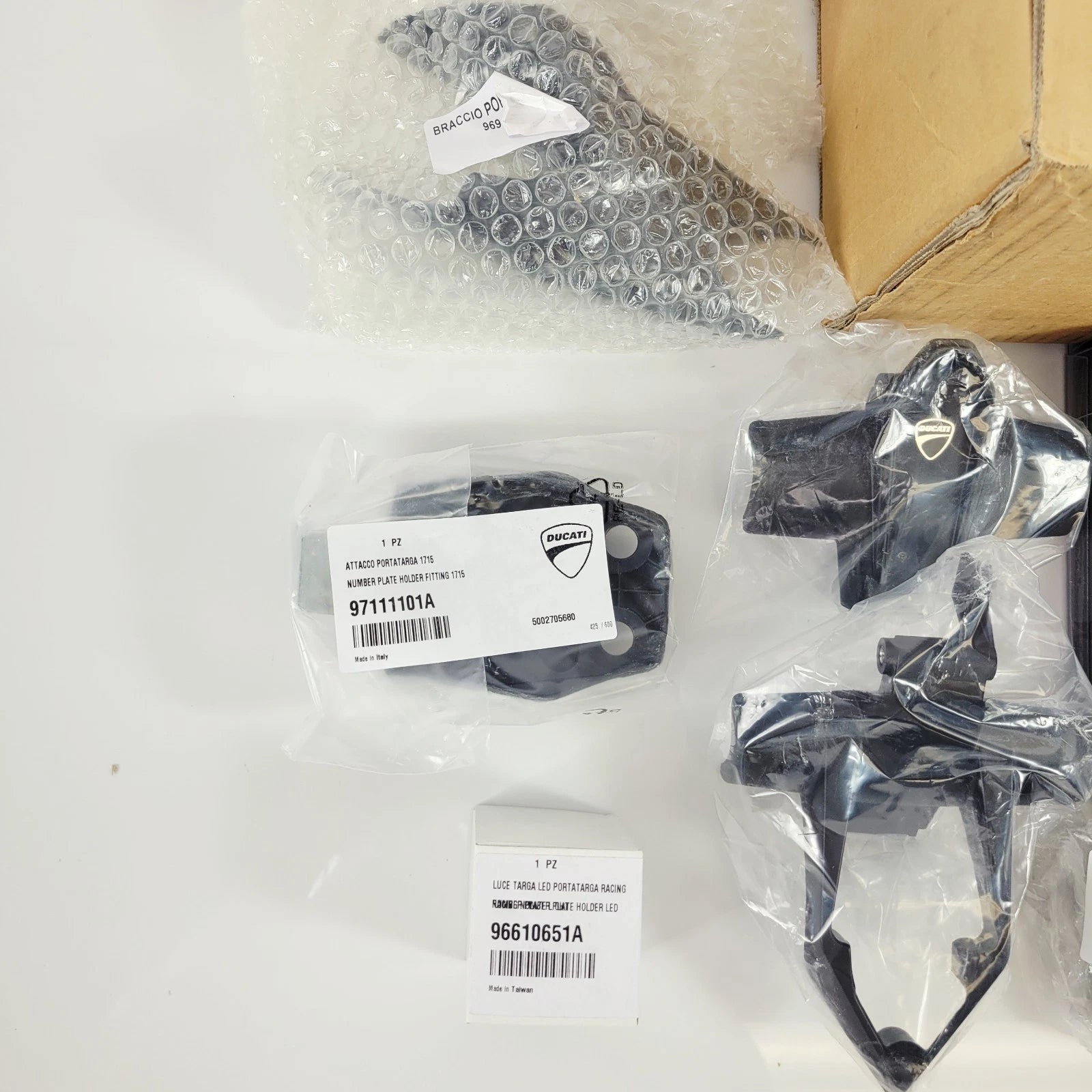 Accessory Package for Ducati Panigale V4 V2 Streetfighter (2020) 97980961AA