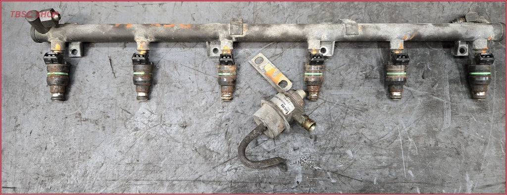 Fuel Injector Rail for Jaguar XJ6 XJR I6 4.0L (1992–1994)
