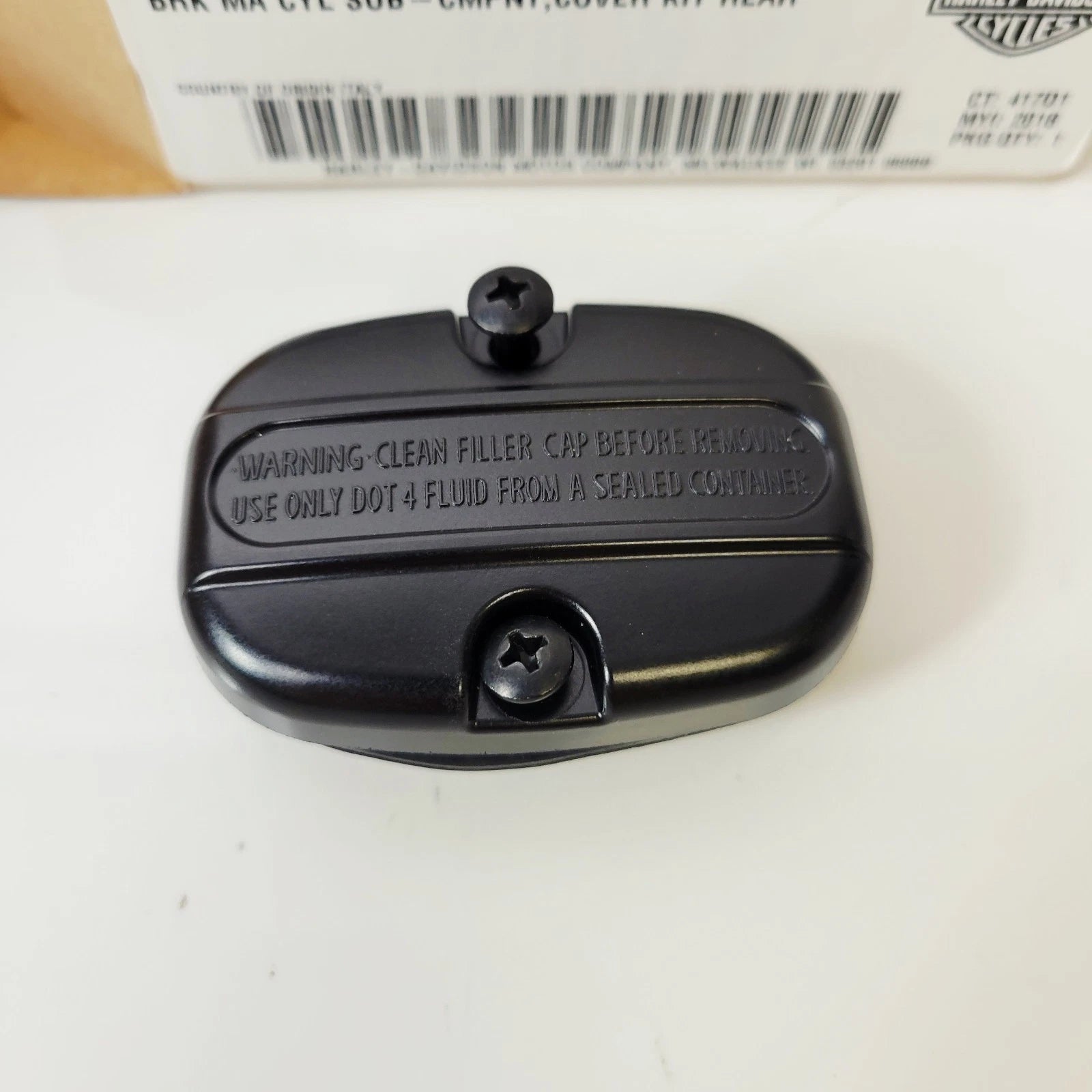 Rear Brake Master Cylinder Cover for Harley-Davidson (OEM 42937-08C)