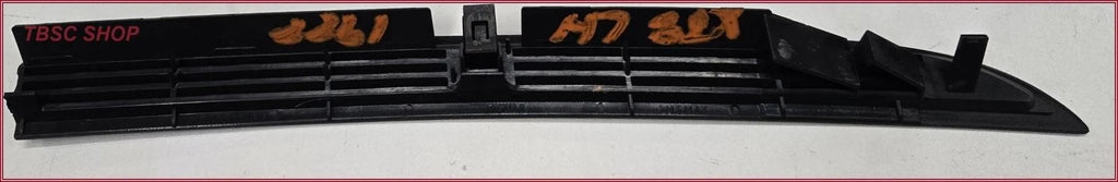 Left Defrost Vent for Jaguar XJ8 XJR VDP (1998–2003) GNC6601AA