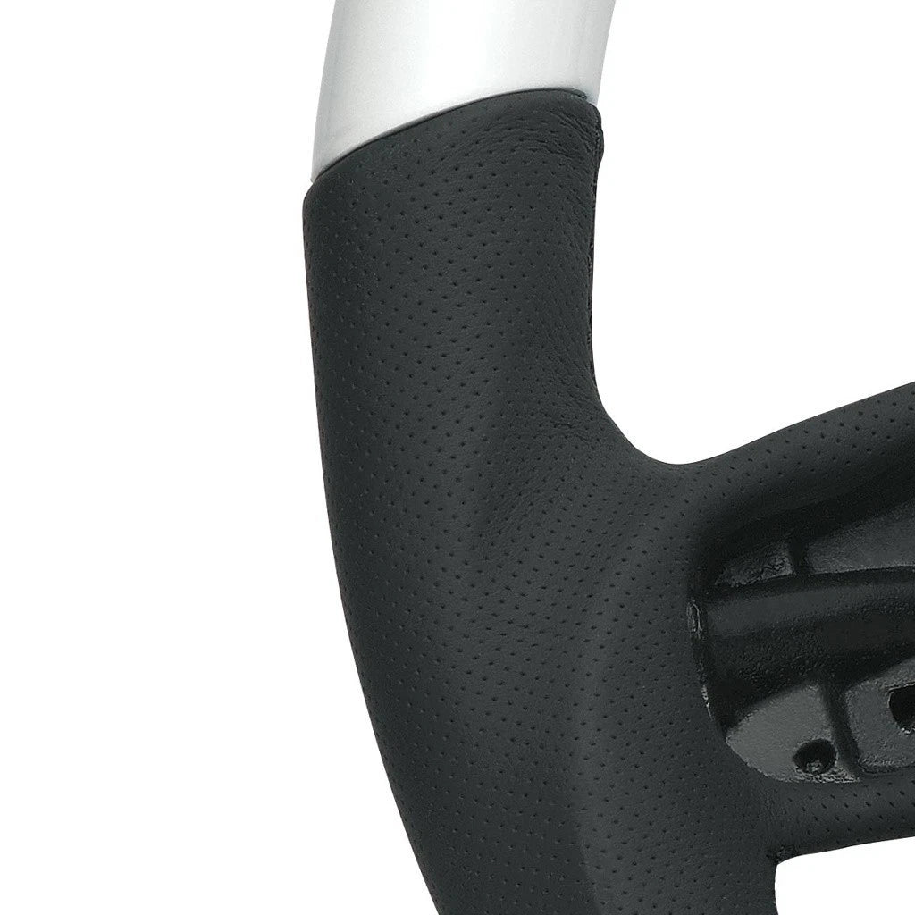 Steering Wheel Cover Leather White Grip for Kenworth T680 (2013–2021)