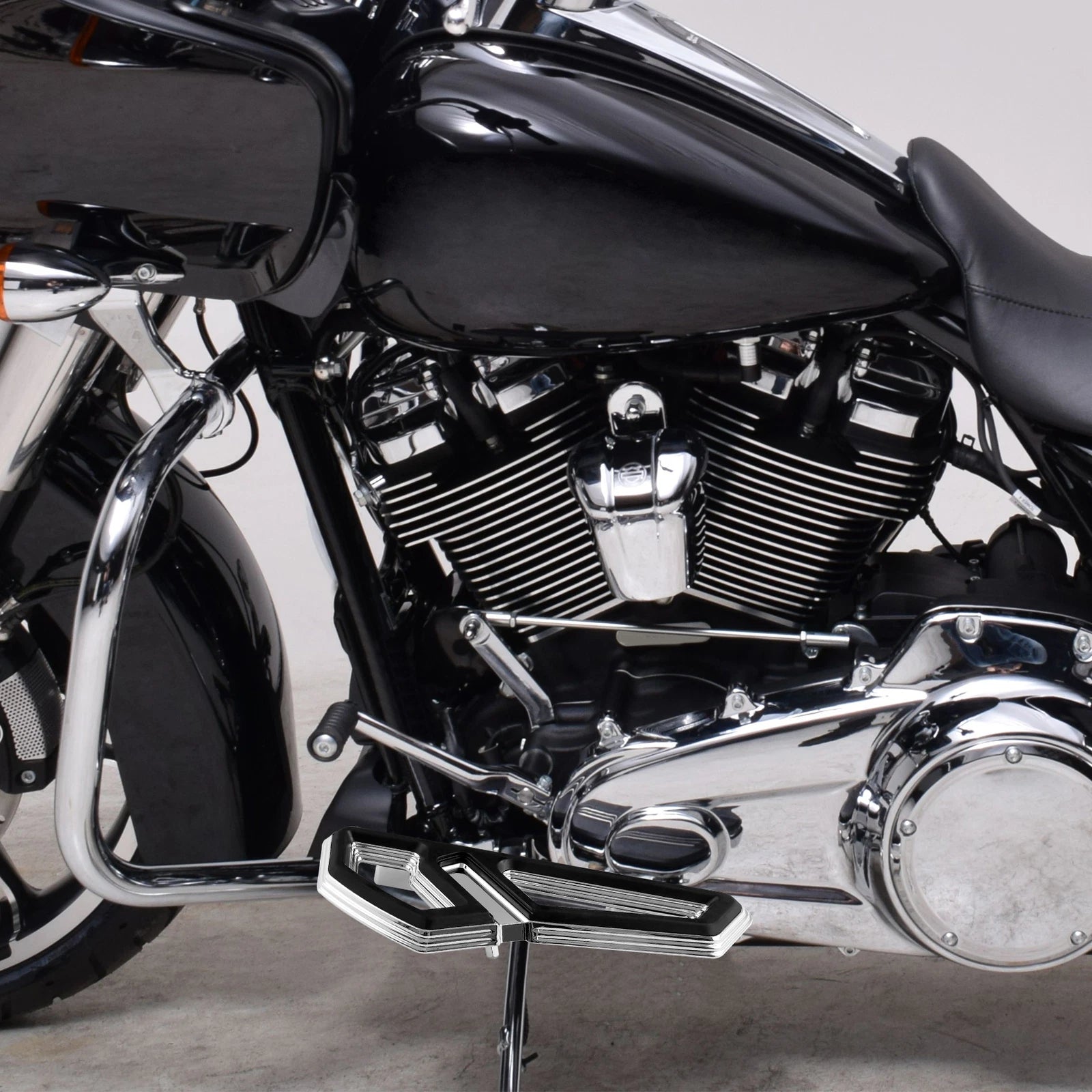 Front Driver Floorboard Bracket for Harley Electra Street Glide (2014–2024)