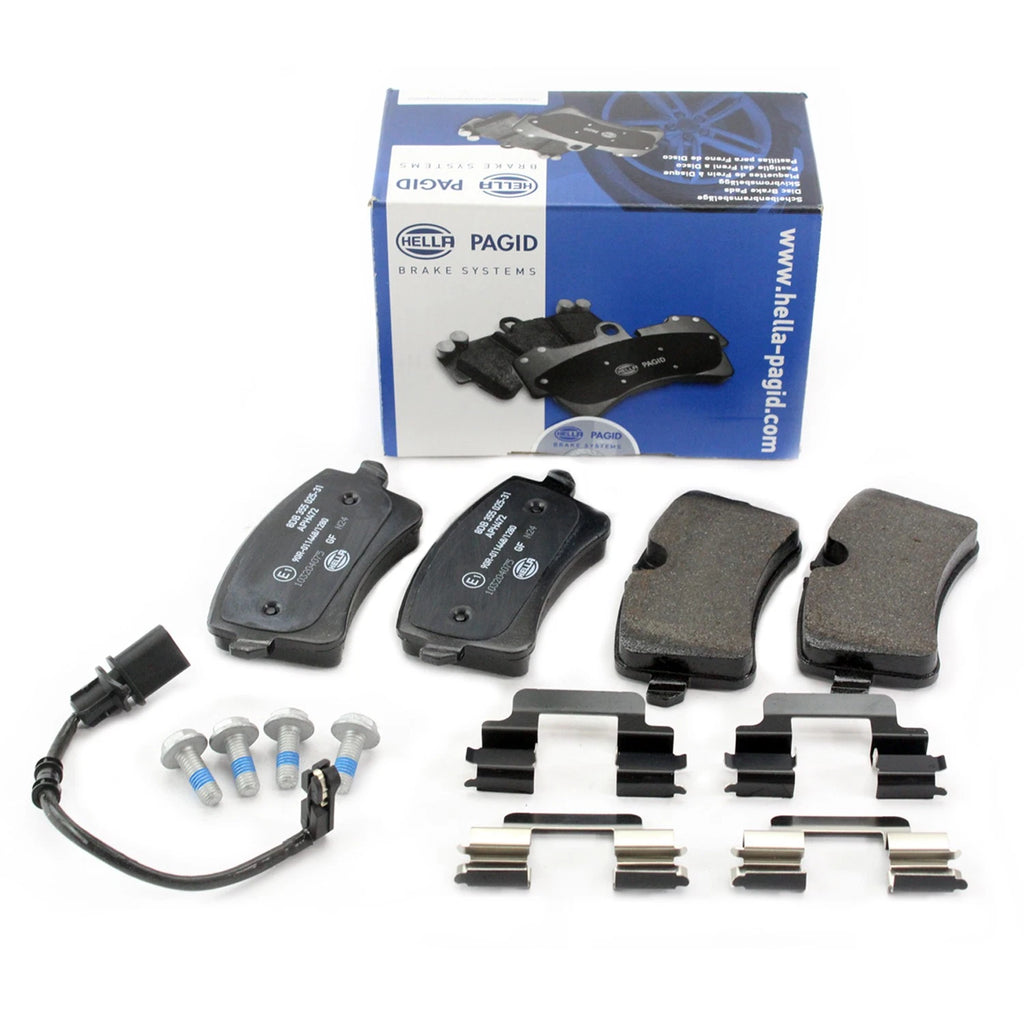 Set of 4 Hella Rear Low-Met Disc Brake Pads for Audi A6 A6 Quattro