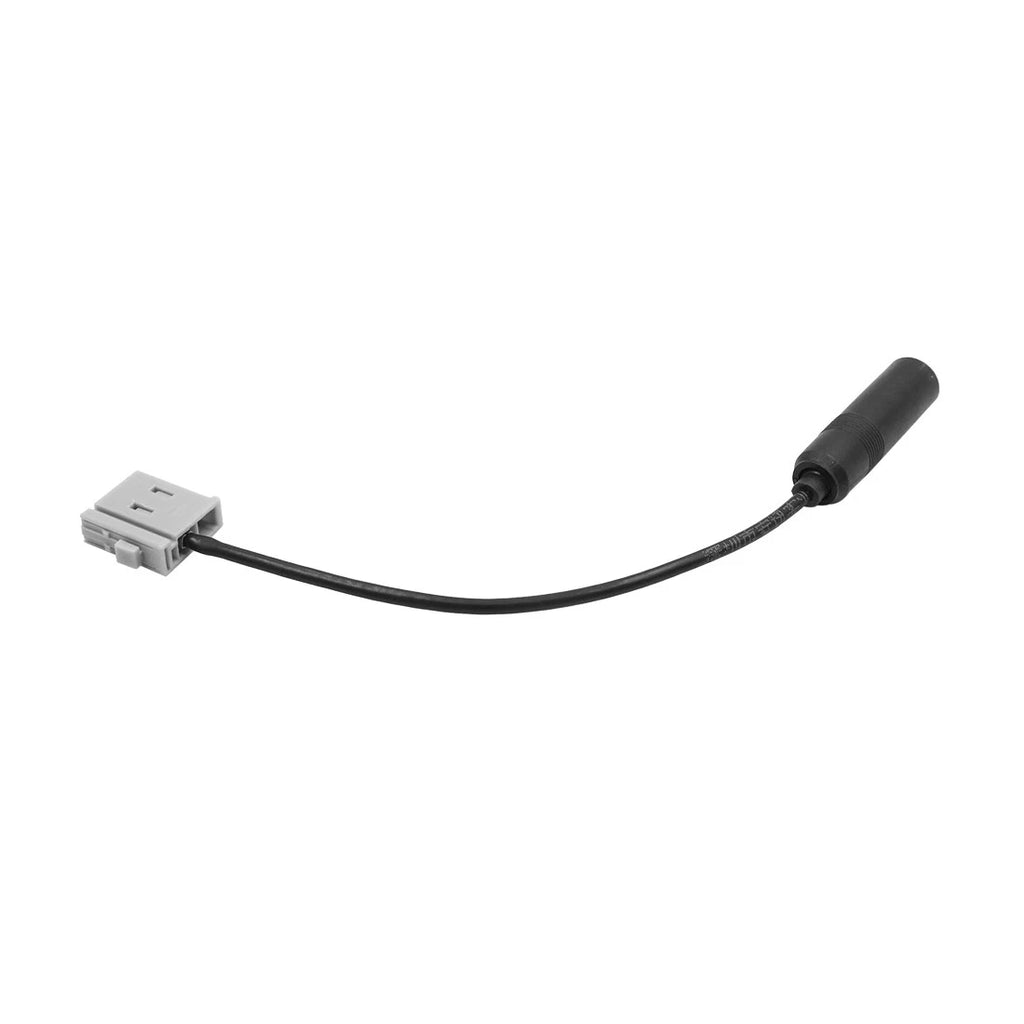Antenna Adapter Plug for Subaru (DC 12V)