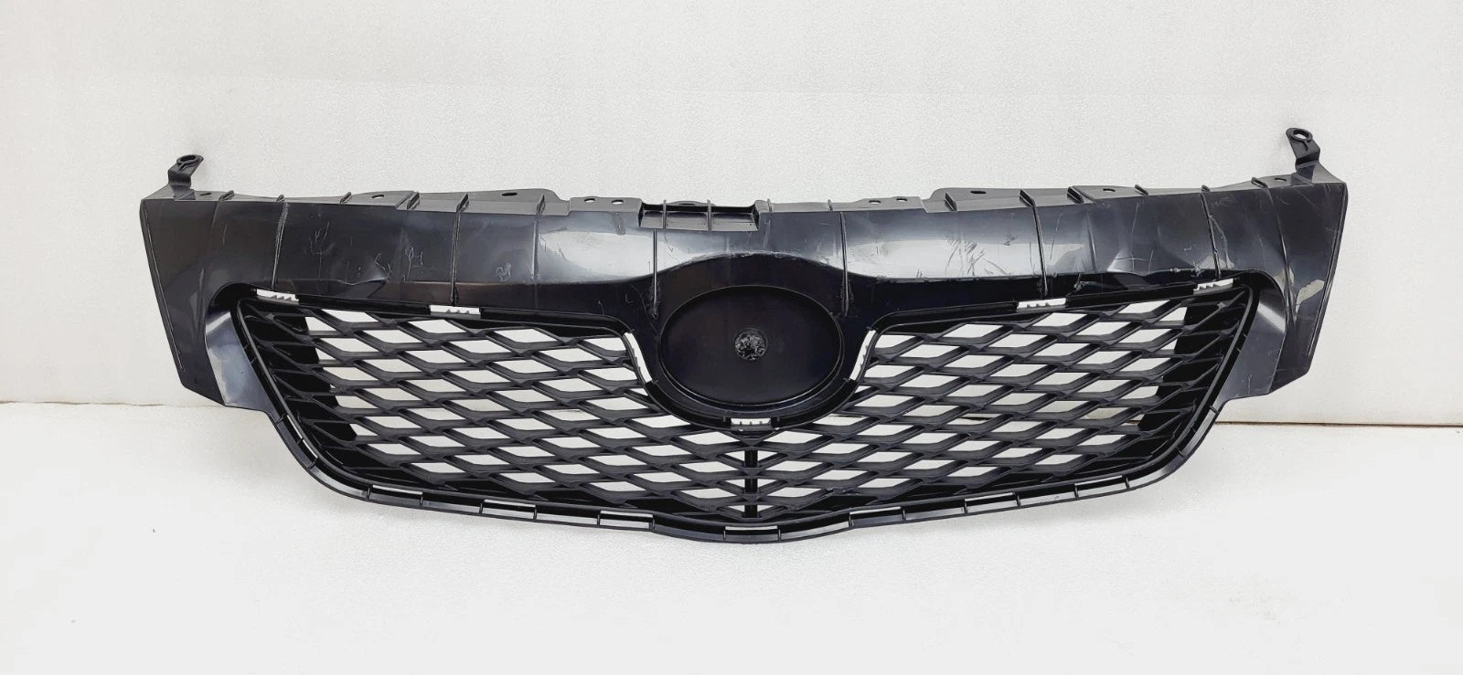Front Upper Bumper Grille for Toyota Corolla (2009–2010) 53111-02450