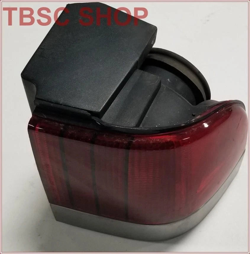 Corner Brake Tail Light RH for Mercury Cougar (1989–1990) Grade A