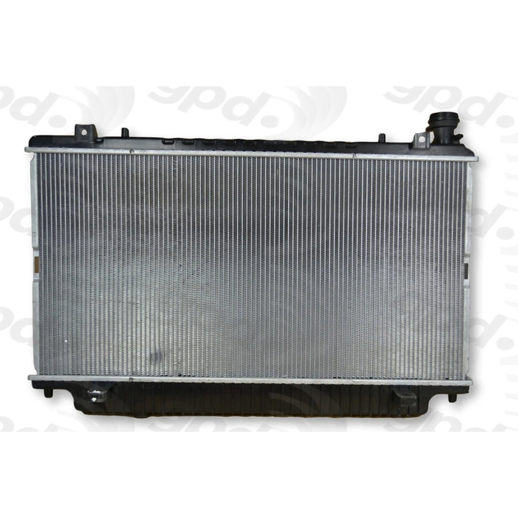 Radiator for Chevy Caprice Pontiac G8 (2008–2009)