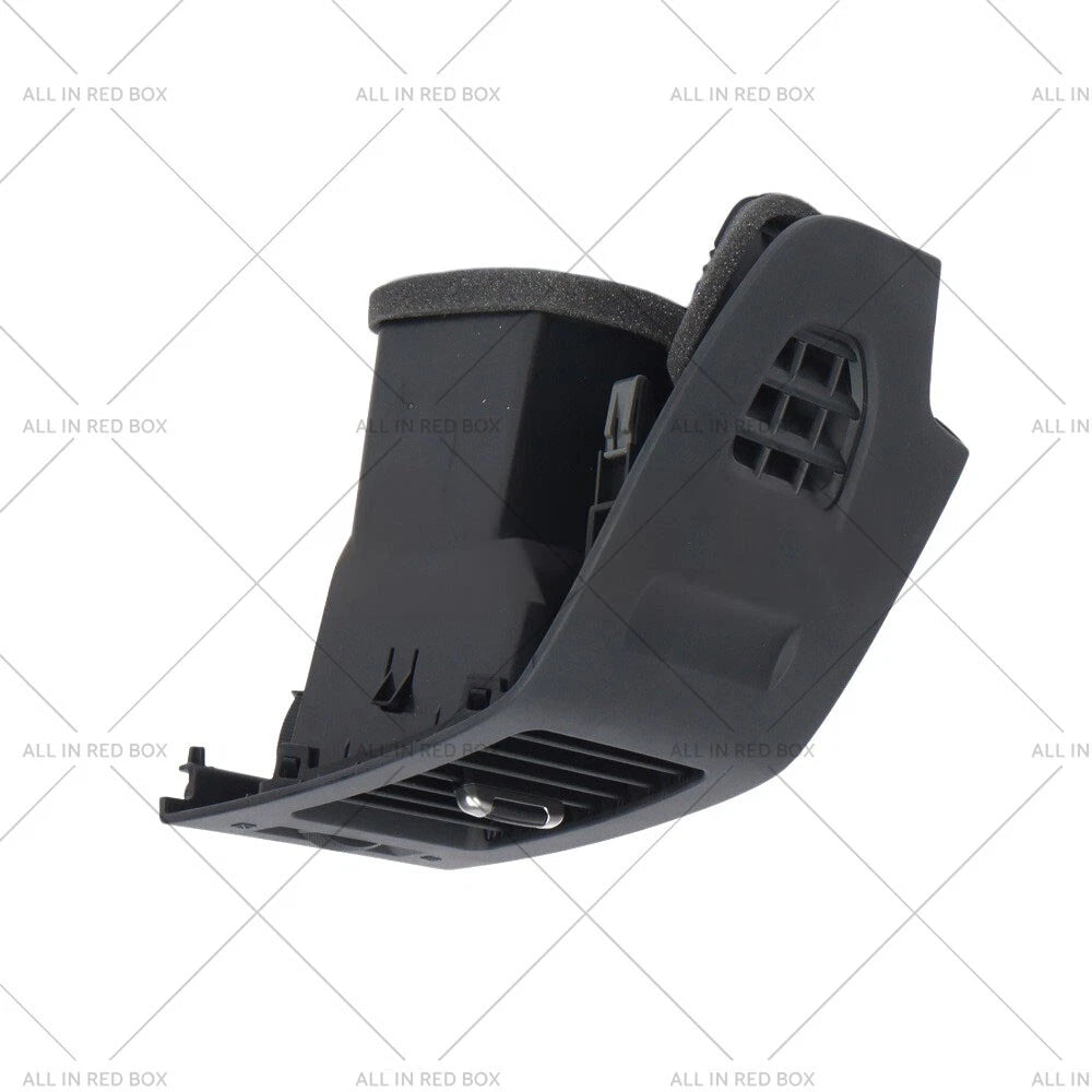 Instrument Panel Side Air Outlet 8030A060 for Mitsubishi Pajero (2006–2020)