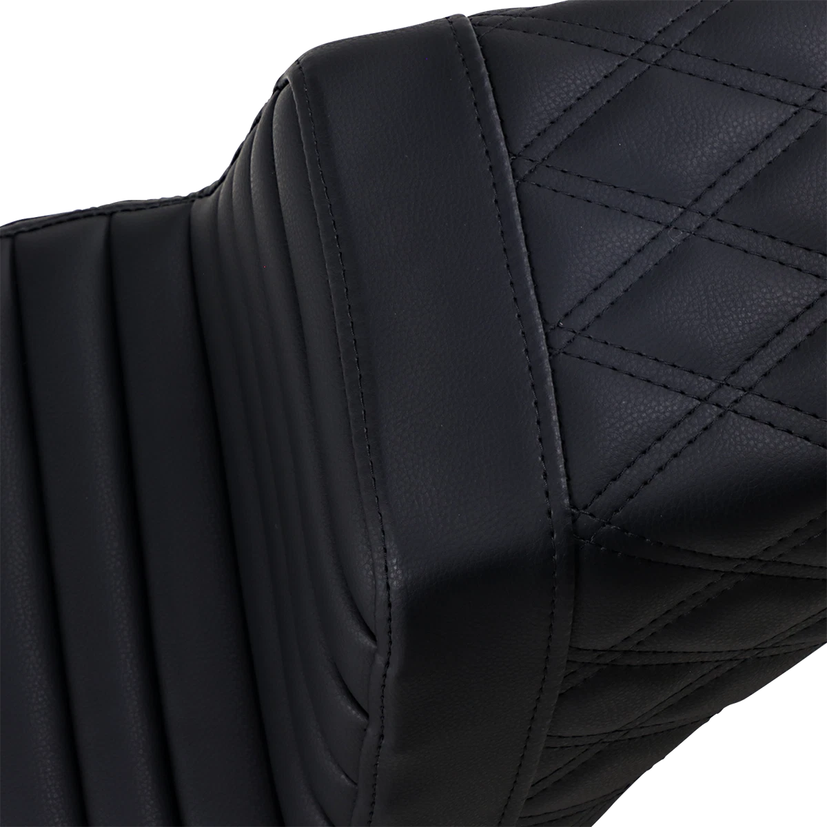 SADDLEMEN Step-Up Seat for Harley Davidson (2014–2023) - Black Tuck-n-Roll