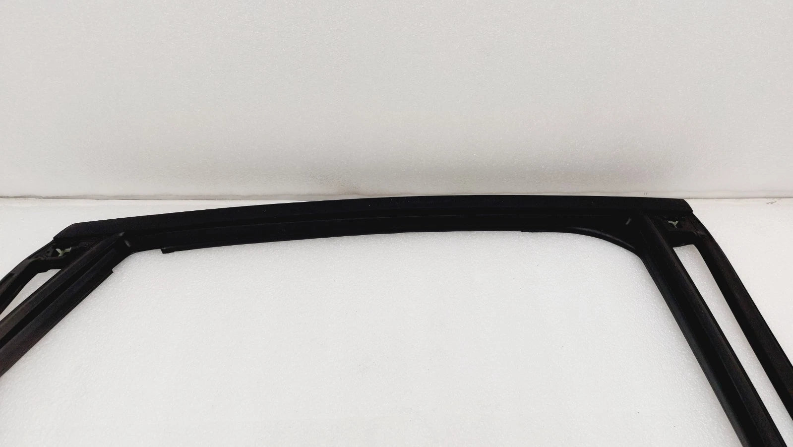 Window Seal Weatherstrip for Ford Escape (2020–2025) LJ6Z-7825766-C