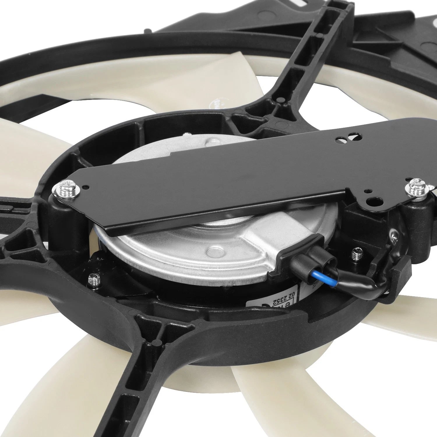 A/C Condenser Engine Cooling Fan Assembly for Honda CR-V (2017–2022)