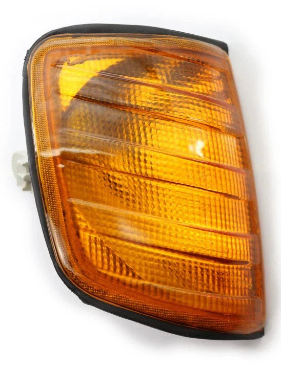 Front Signal Lamp Parking Light for Mercedes E-Class W124 (1985–1995)